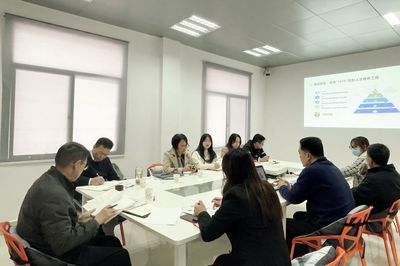 鎖定成果目標(biāo) 聚焦重點(diǎn)發(fā)力--副校長陳新民赴創(chuàng)新創(chuàng)業(yè)學(xué)院調(diào)研指導(dǎo)教學(xué)成果獎(jiǎng)培育項(xiàng)目
